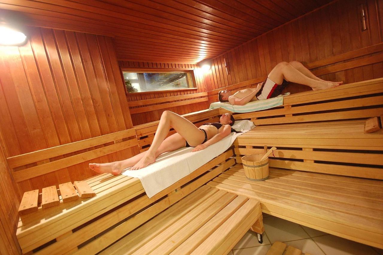 Deichhaeuser Anna Kueste Deichhaeuser Anna Kueste 2-32 벤세르시엘 외부 사진